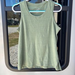Time and Tru Tank, green with cute speckle detail, Medium